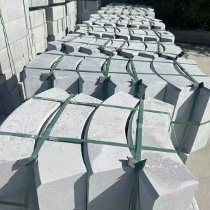 玉溪 芝麻灰弧形路沿石