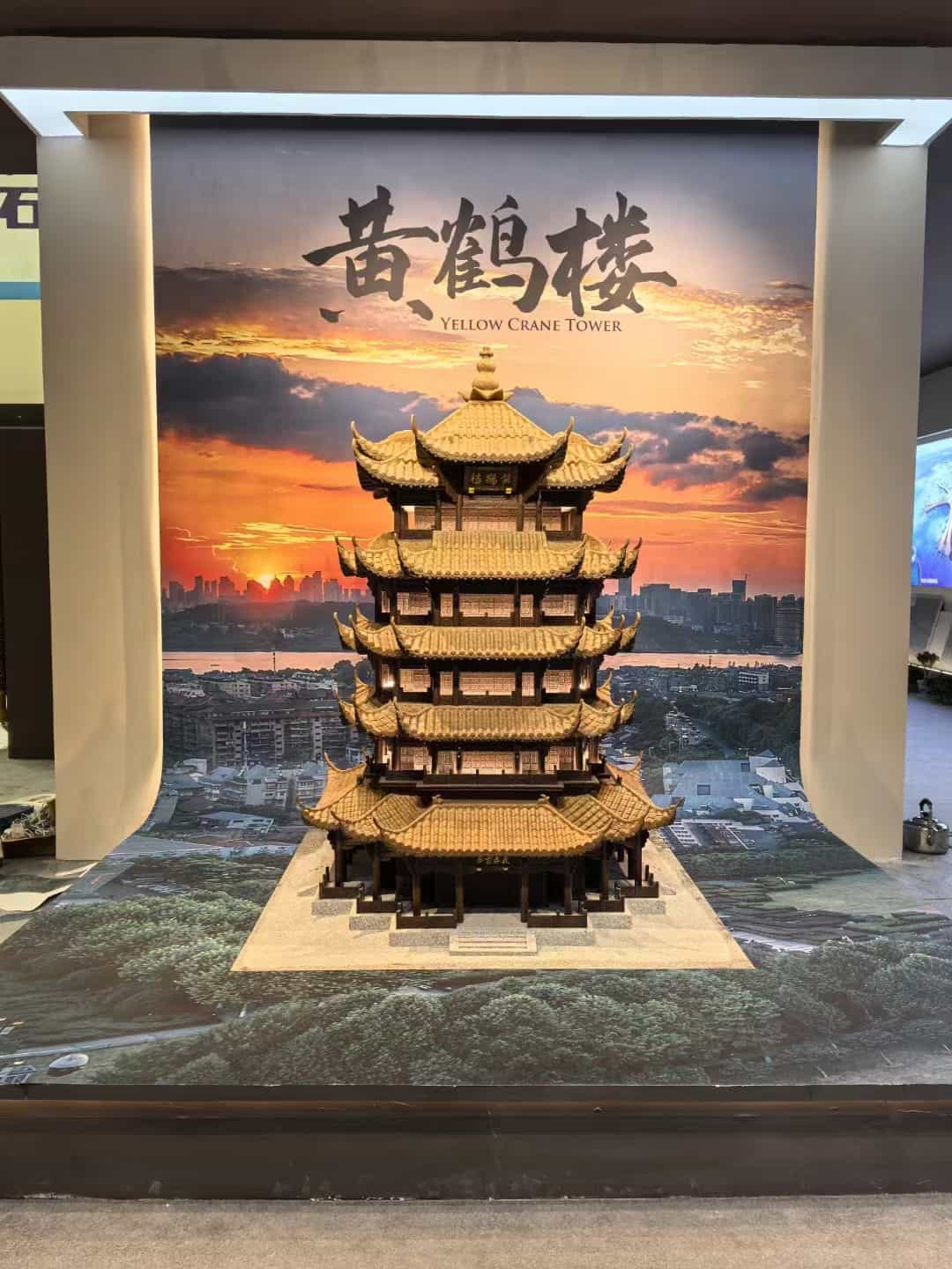 玉溪仿古石文创作品-黄鹤楼